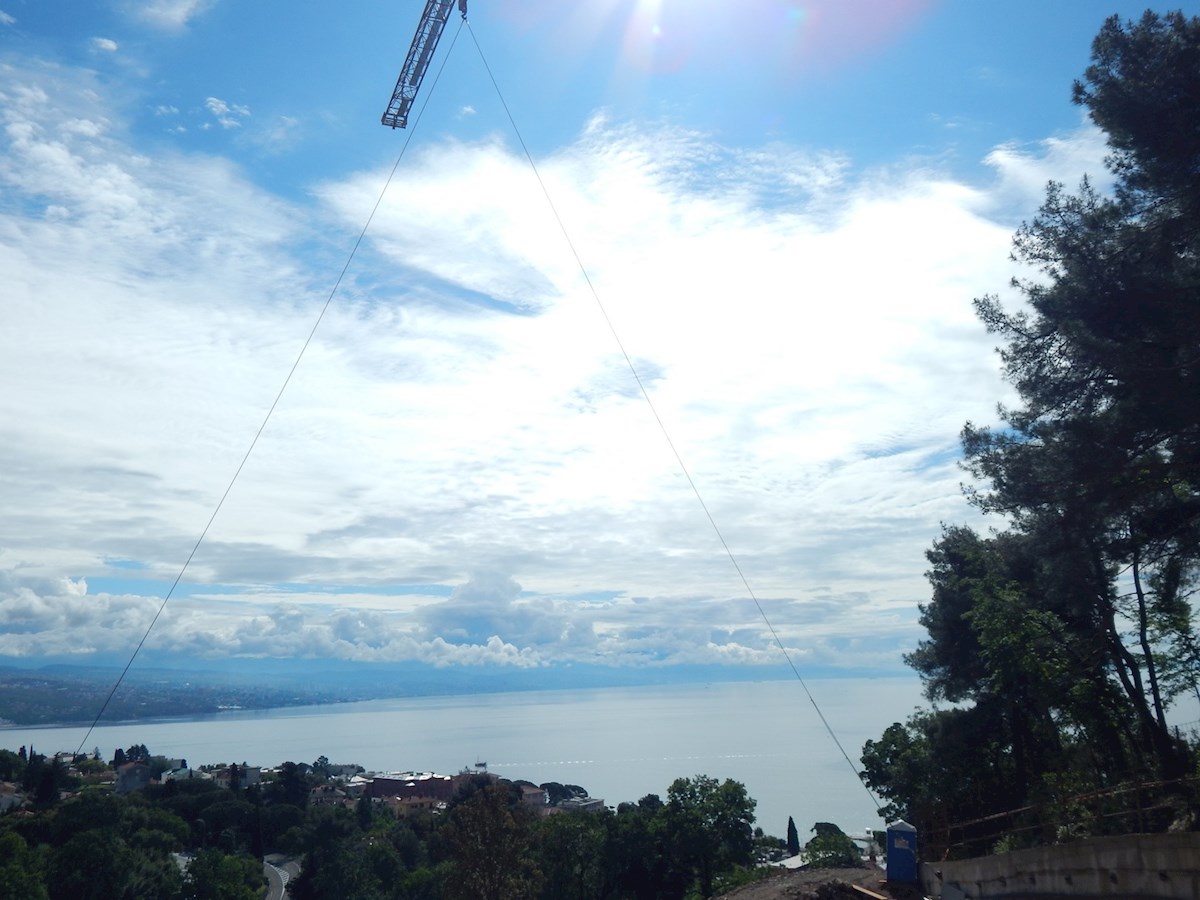 OPATIJA,lepo stanovanje s prekrasnim pogledom na morje.