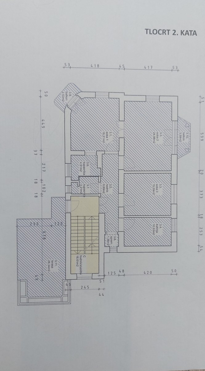 Opatija, stanovanje-etaža stare vile 128 m2