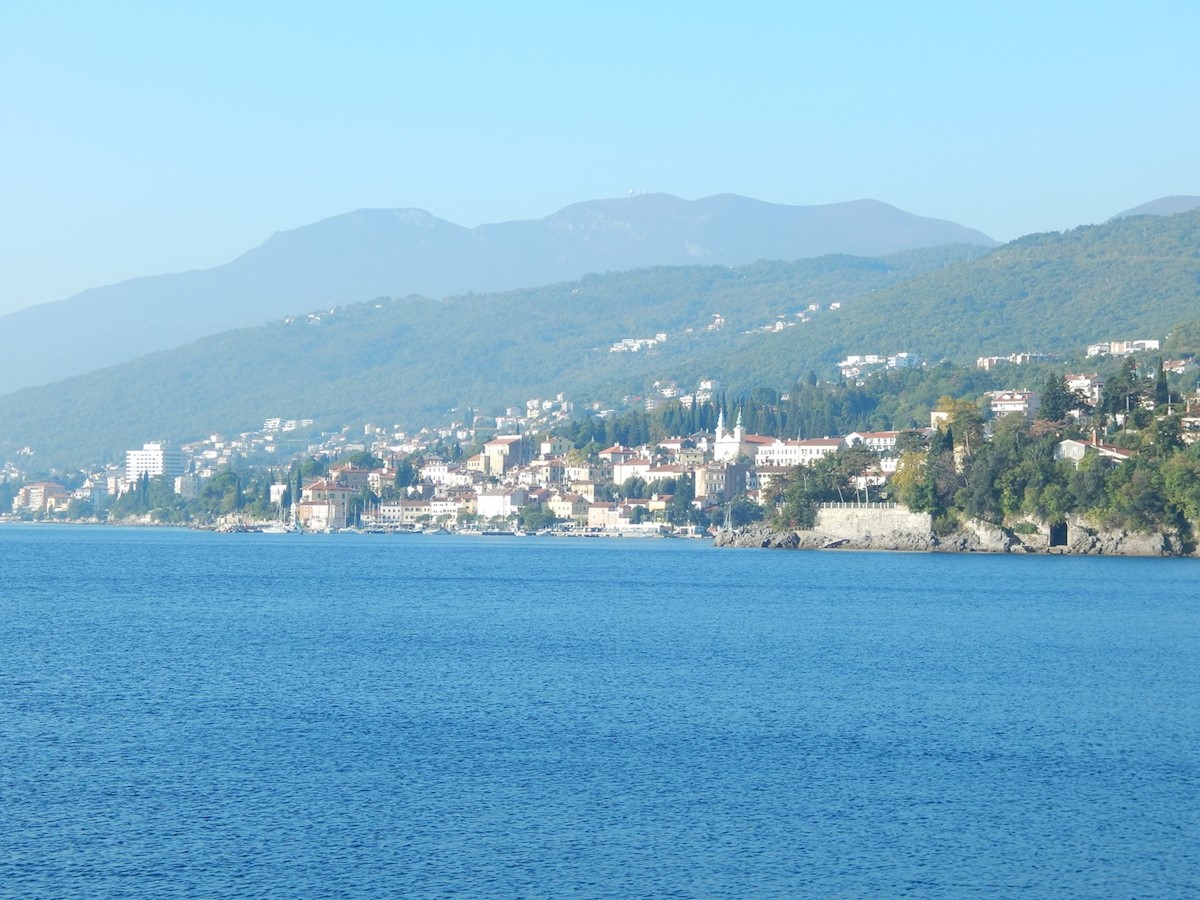 OPATIJA, Vrhunsko 1 sobno stanovanje /AP8/ v 1. nadstropju,