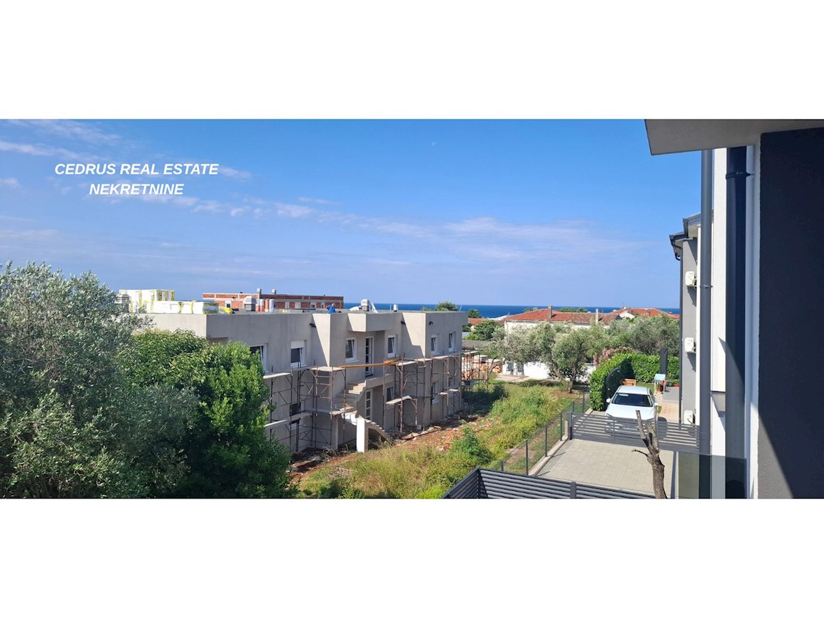 Istra, Umag, Zambratija. Prodajamo popolnoma novo stanovanje velikosti 86 m2 s pogledom na morje, v drugem nadstropju