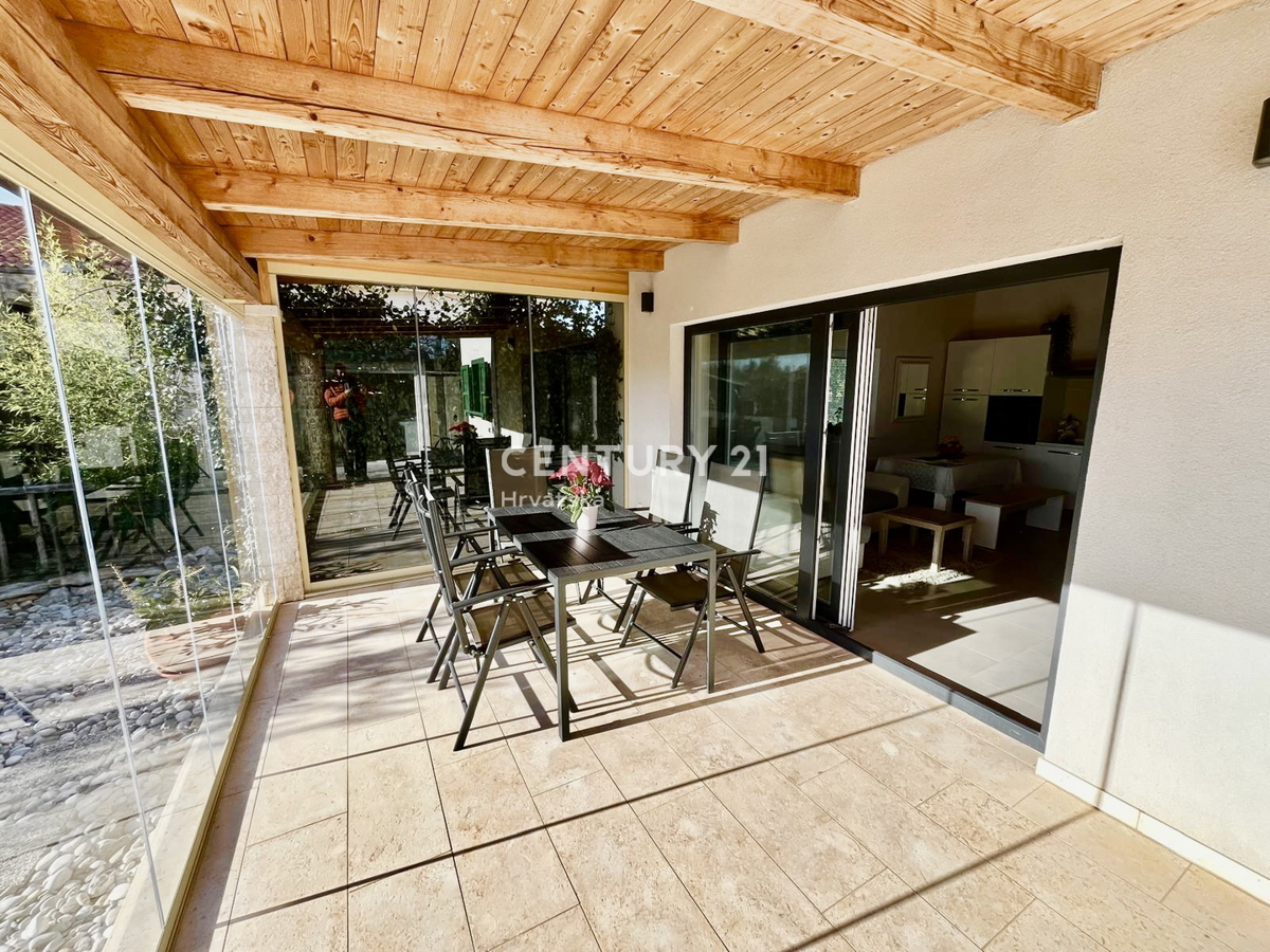 UMAG, OKOLICA, NOVA HIŠA SAMO 1,5 KM OD PLAŽE IN MORJA