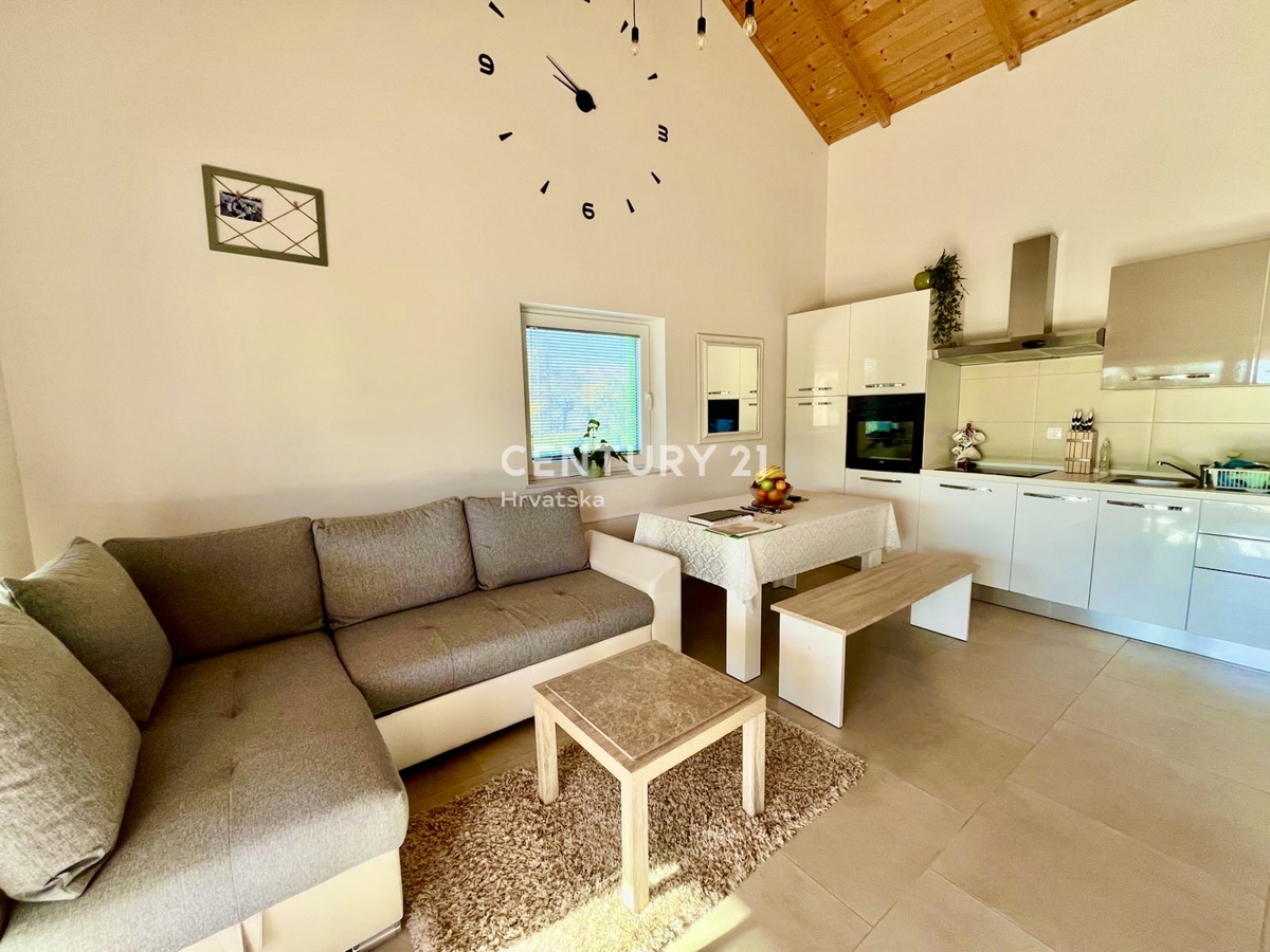 UMAG, OKOLICA, NOVA HIŠA SAMO 1,5 KM OD PLAŽE IN MORJA