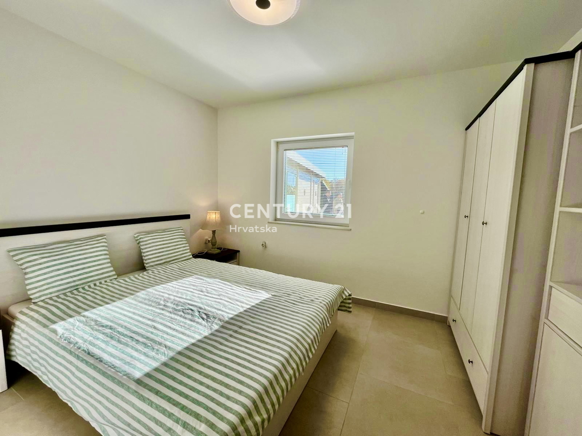 UMAG, OKOLICA, NOVA HIŠA SAMO 1,5 KM OD PLAŽE IN MORJA