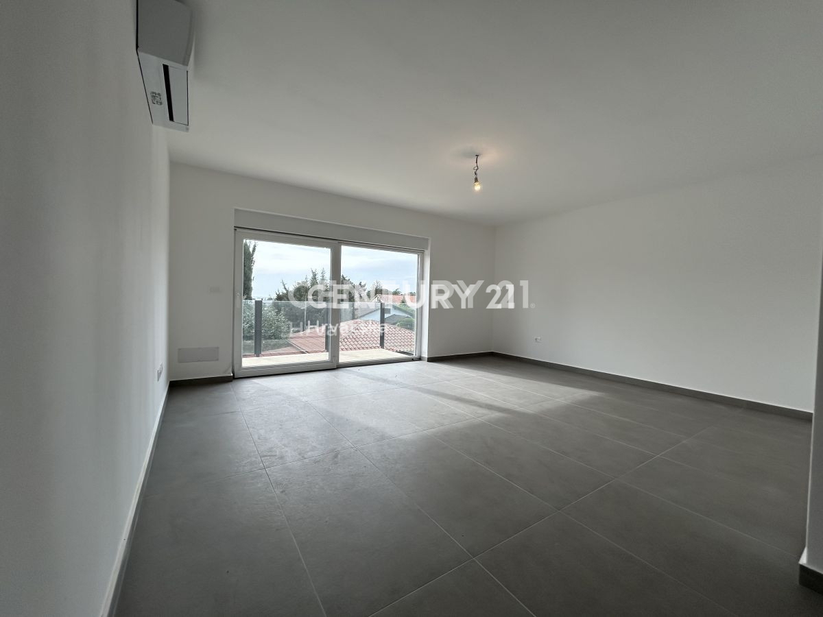 Prodaja, stanovanje, 2,5-sobno (2S+DB), Istarska županija, Umag