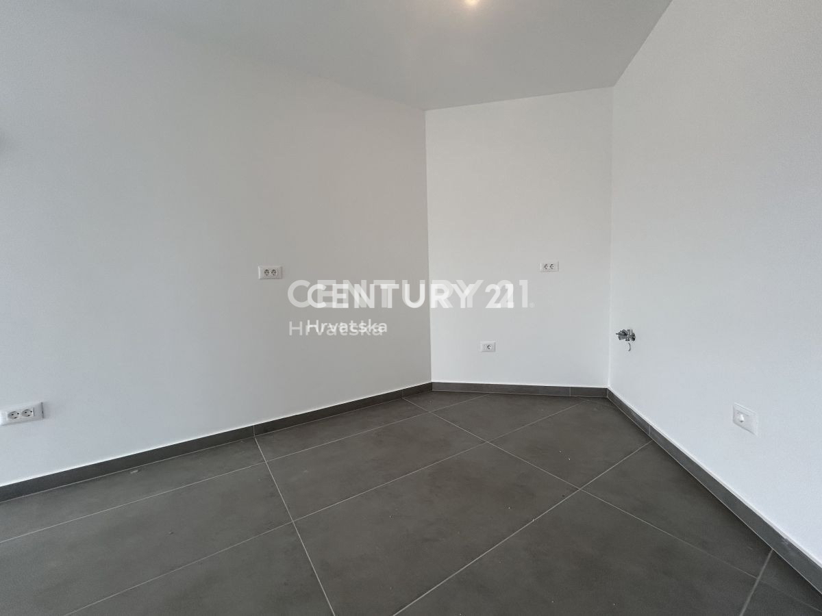 Prodaja, stanovanje, 2,5-sobno (2S+DB), Istarska županija, Umag