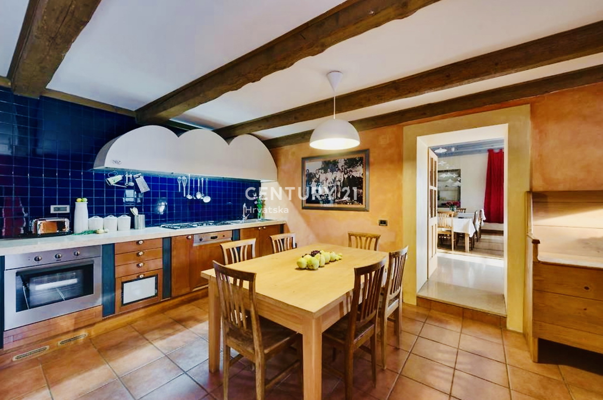 ROVINJ, OKOLICA, EKSKLUZIVNA ISTARSKA POSTAJA