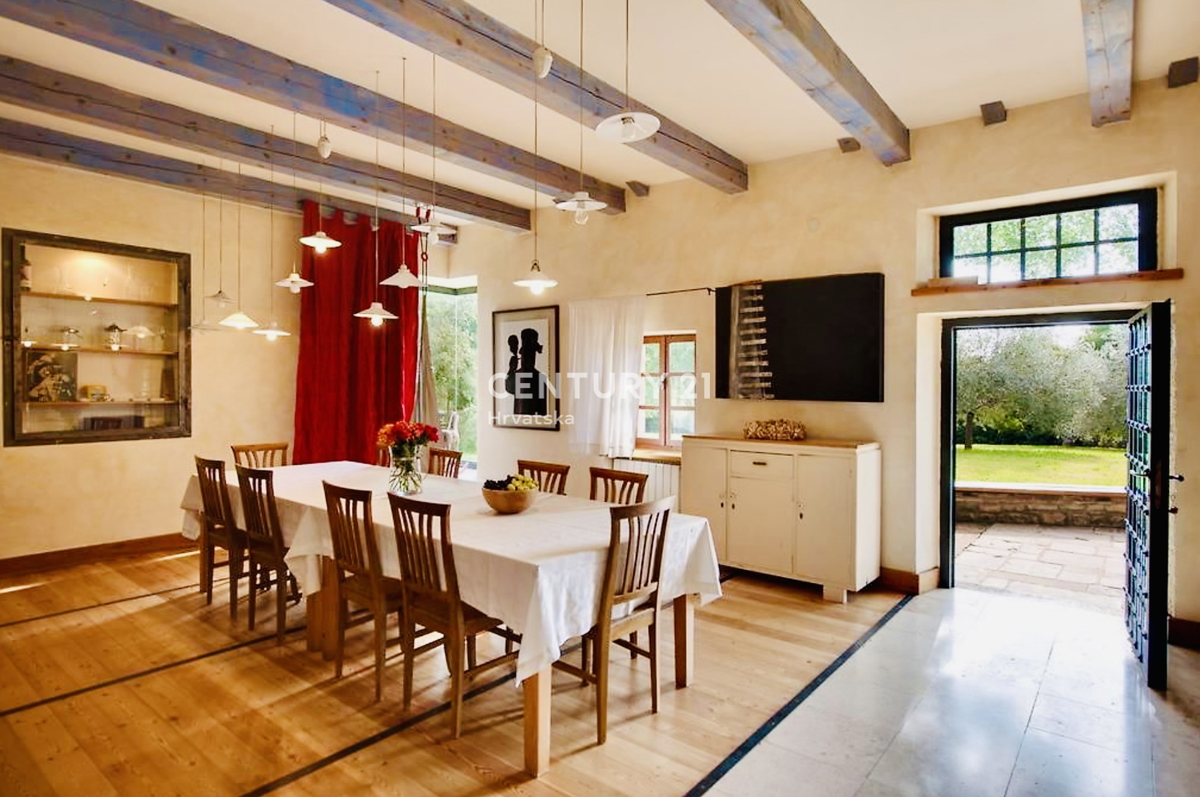 ROVINJ, OKOLICA, EKSKLUZIVNA ISTARSKA POSTAJA