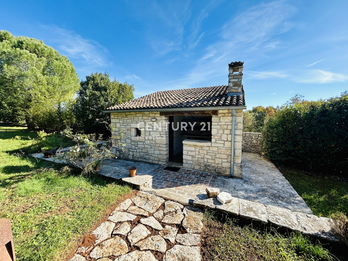 ROVINJ, OKOLICA, EKSKLUZIVNA ISTARSKA POSTAJA