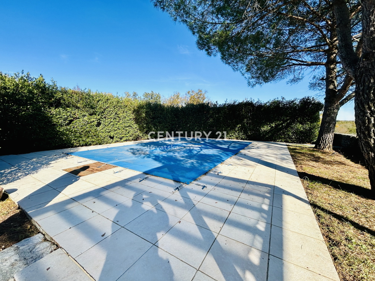 ROVINJ, OKOLICA, EKSKLUZIVNA ISTARSKA POSTAJA