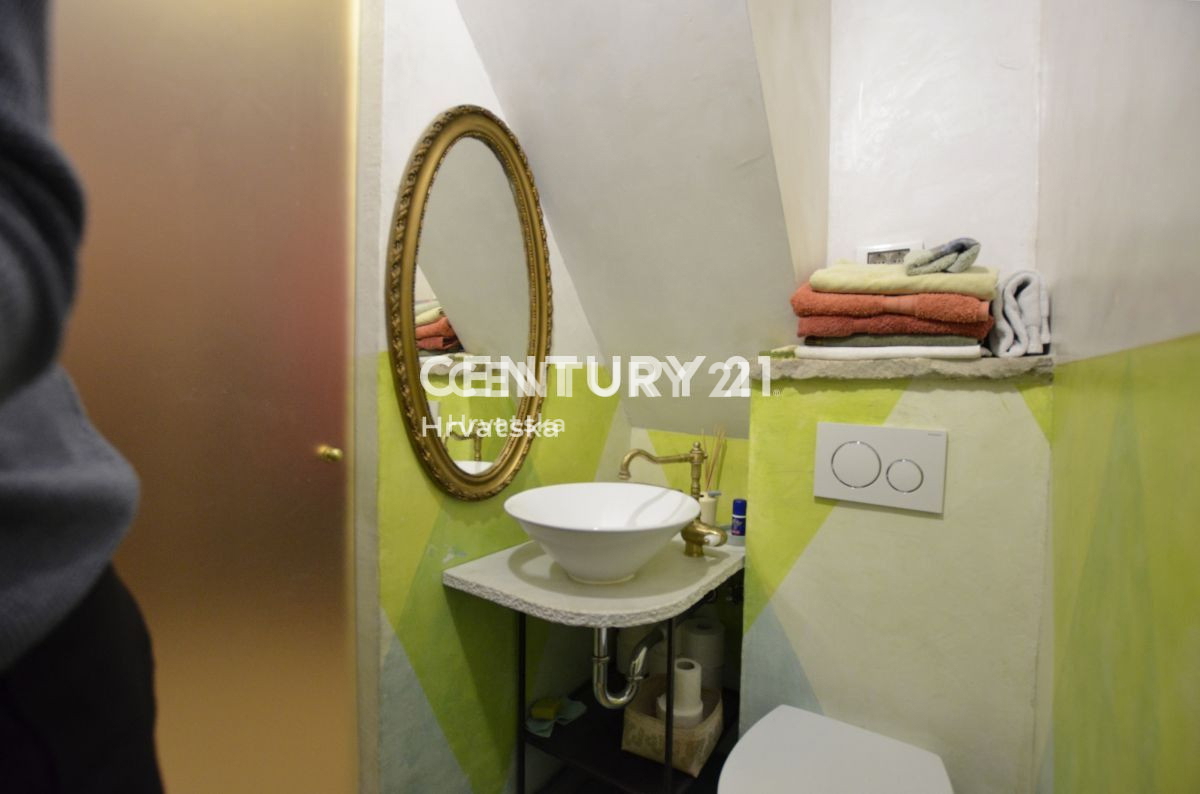 Prodaja, hiša, samostojna, Istarska županija, Buje, Kaštel