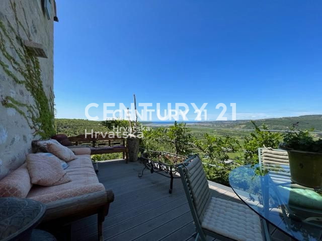 Prodaja, hiša, samostojna, Istarska županija, Buje, Kaštel