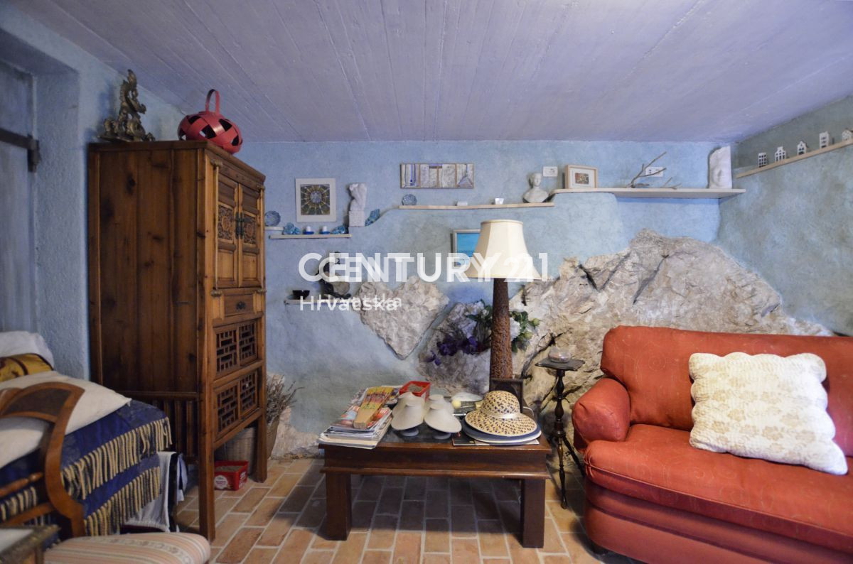 Prodaja, hiša, samostojna, Istarska županija, Buje, Kaštel