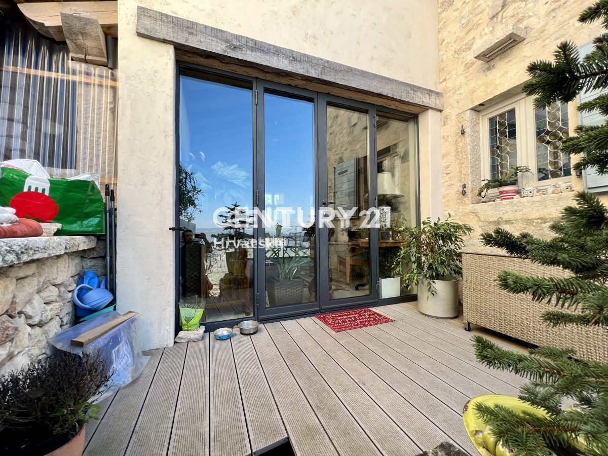 Prodaja, hiša, samostojna, Istarska županija, Buje, Kaštel