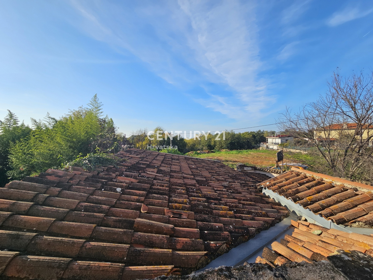 POREČ, GRADBENO ZEMLJIŠČE ZA 6 STANOVANJ