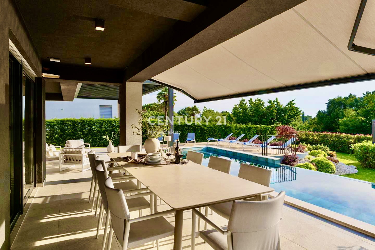 POREČ, OKOLICA, POPOLNA DIZAJNERSKA VILA