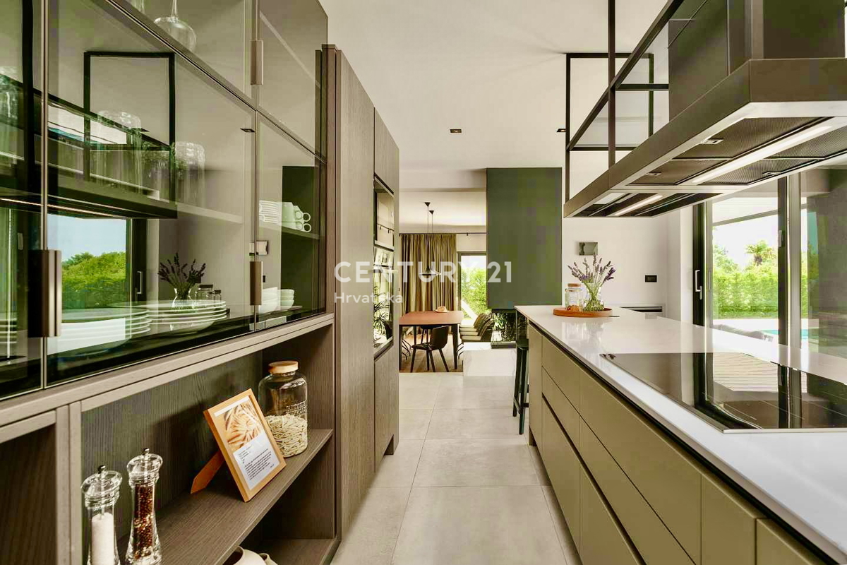 POREČ, OKOLICA, POPOLNA DIZAJNERSKA VILA