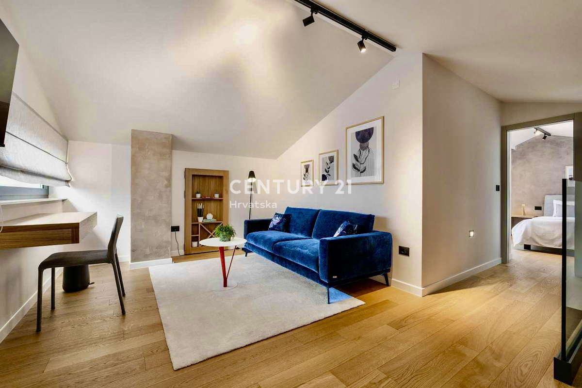 POREČ, OKOLICA, POPOLNA DIZAJNERSKA VILA