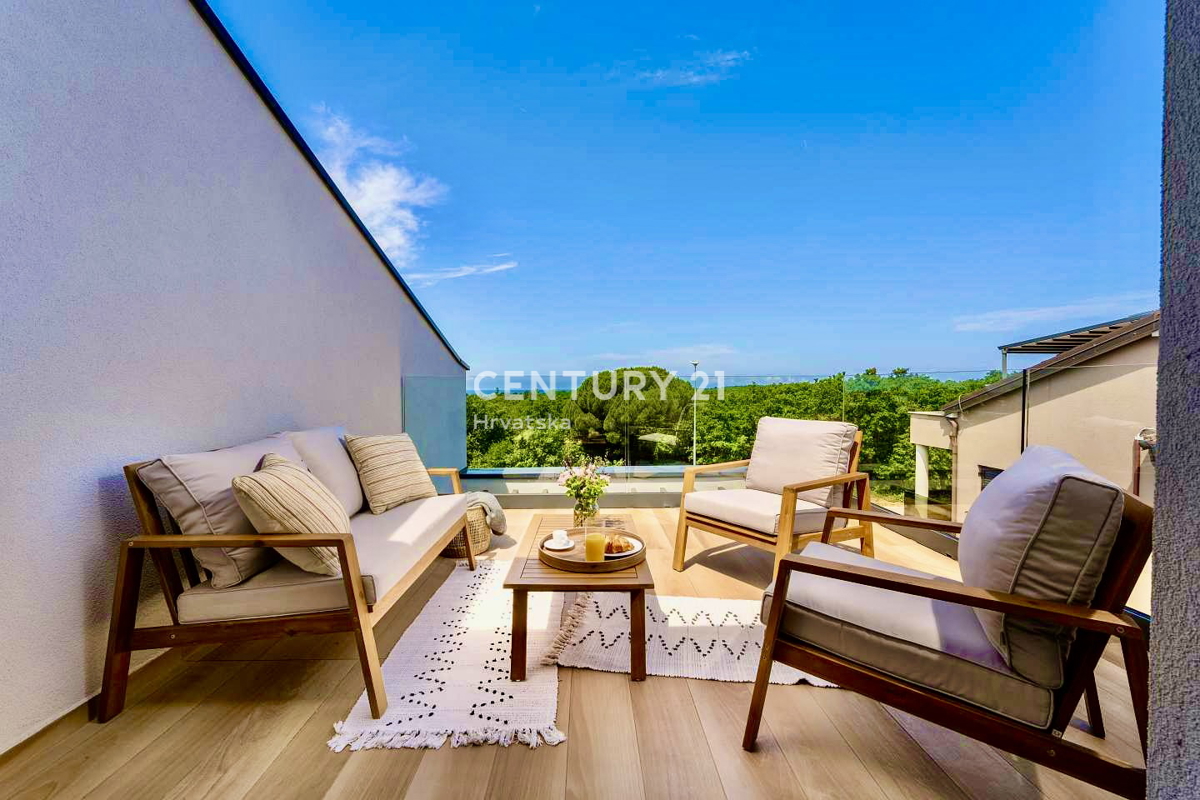 POREČ, OKOLICA, POPOLNA DIZAJNERSKA VILA