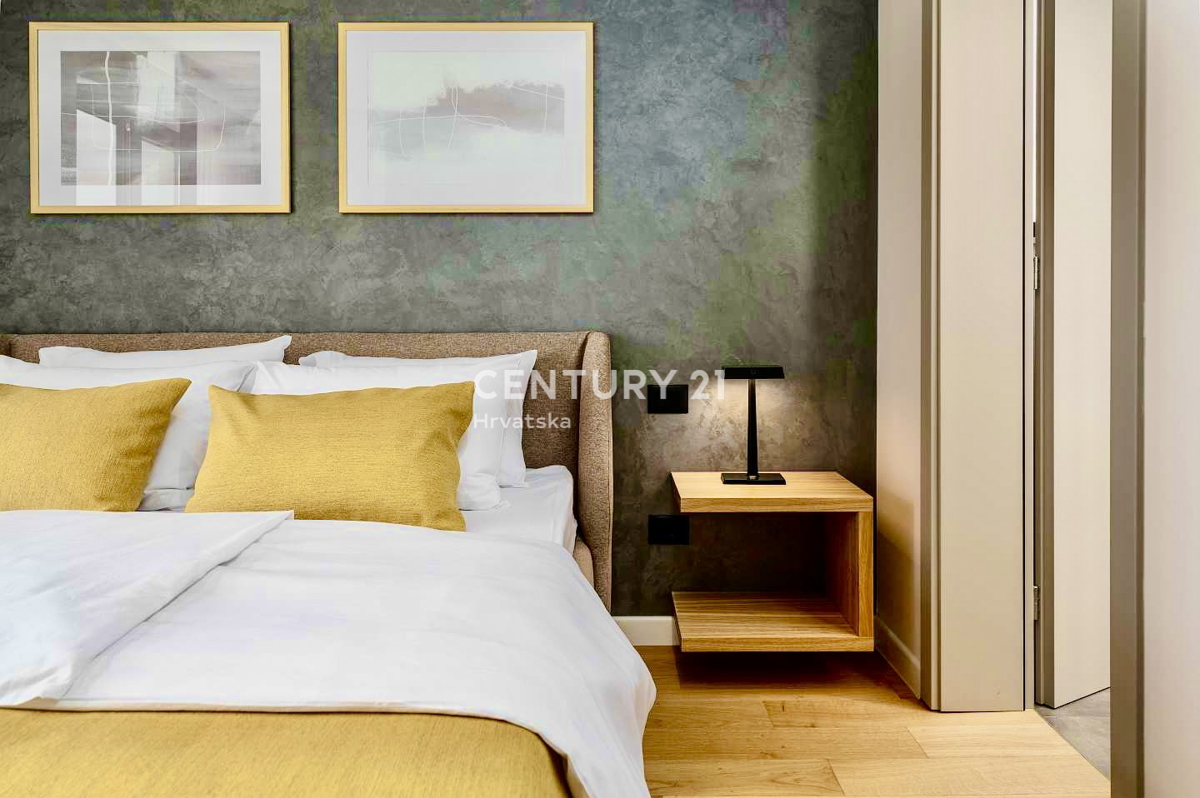 POREČ, OKOLICA, POPOLNA DIZAJNERSKA VILA