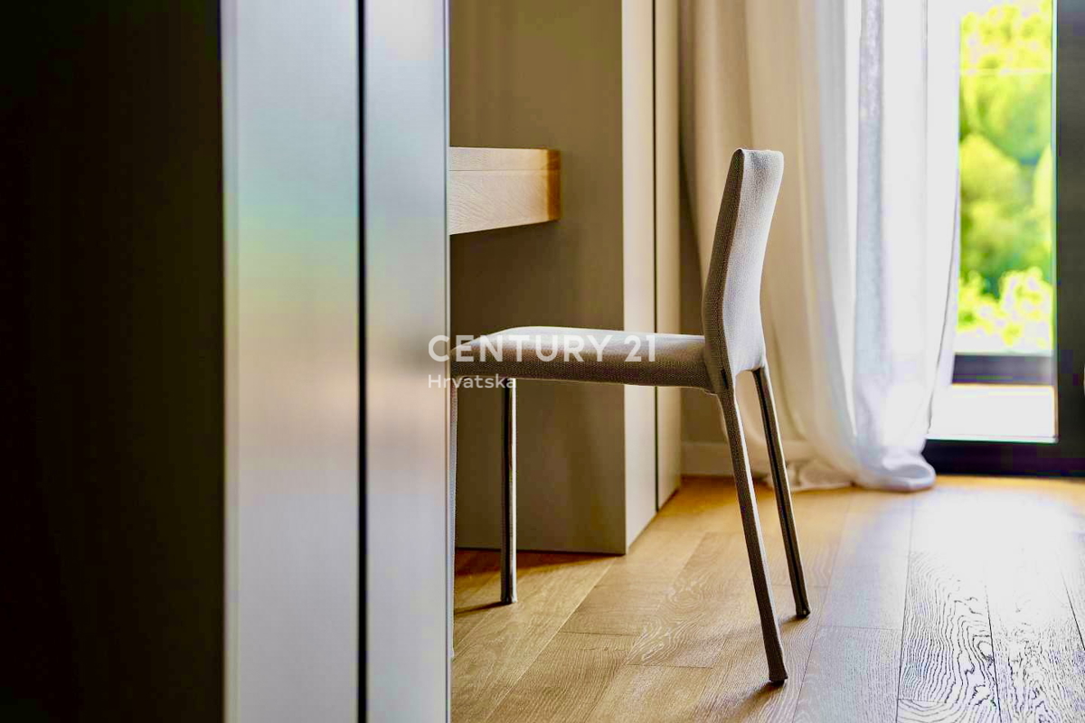 POREČ, OKOLICA, POPOLNA DIZAJNERSKA VILA