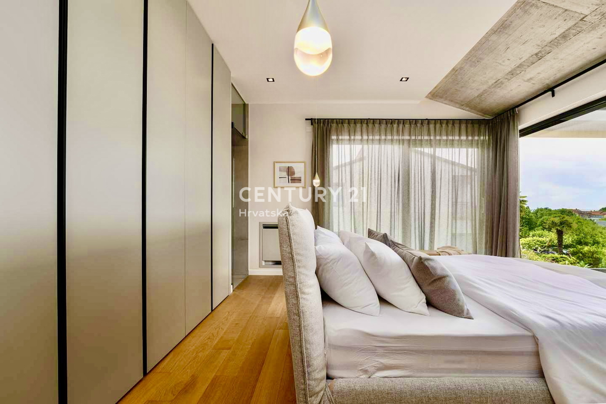 POREČ, OKOLICA, POPOLNA DIZAJNERSKA VILA