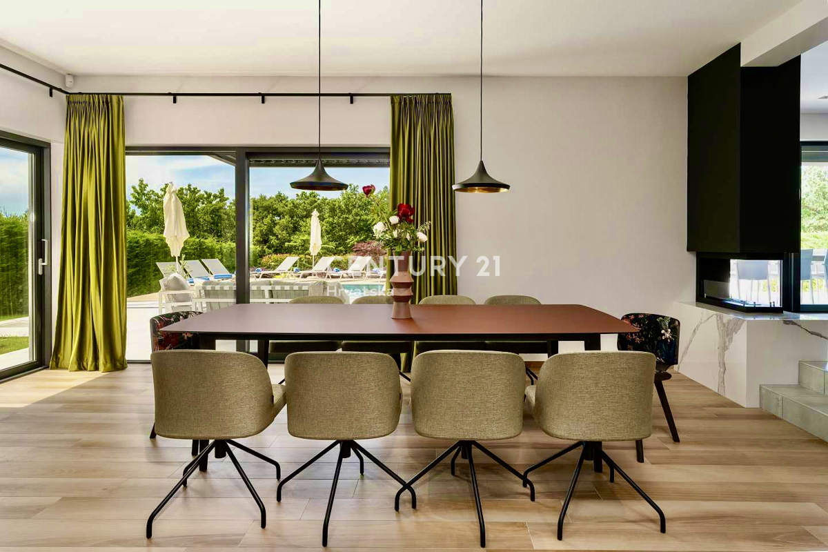 POREČ, OKOLICA, POPOLNA DIZAJNERSKA VILA