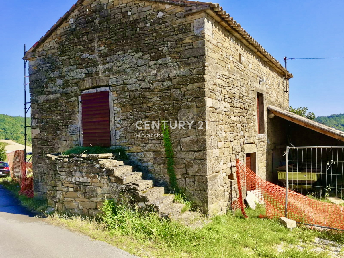 GRIMALDA, OKOLICA, SAMOSTOJEČA KAMNITA HIŠA NA VRHUNSKI LOKACIJI