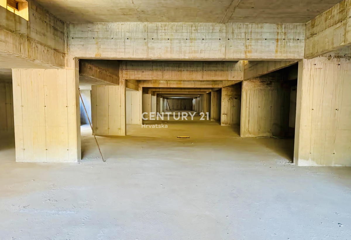 POREČ, STANOVANJE, NOVOGRADNJA SAMO 1,3 KM OD PLAŽE IN CENTRA MESTA