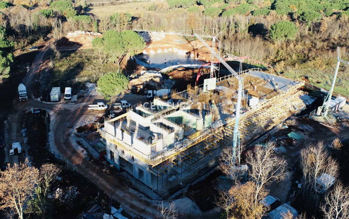 POREČ, STANOVANJE, NOVOGRADNJA SAMO 1,3 KM OD PLAŽE IN CENTRA MESTA