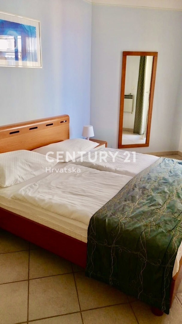 SAVUDRIJA, CRVENI VRH, ODLIČNO STANOVANJE Z ODPRTIM POGLEDOM NA MORJE