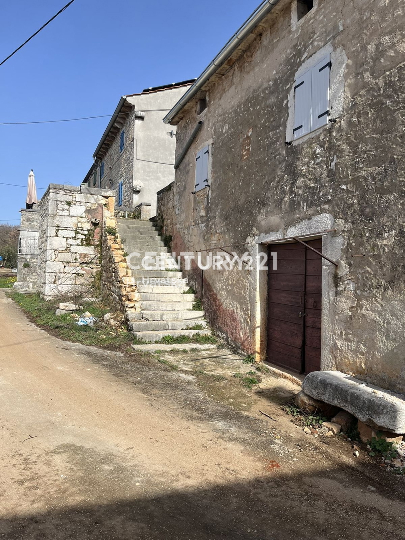 POREČ, VIŠNJAN, RENOVIRANA VRSTNA HIŠA