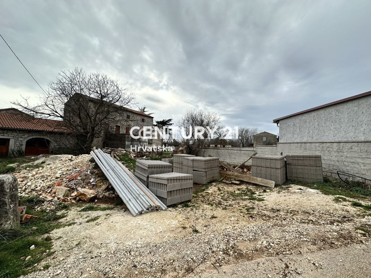 POREČ, VIŠNJAN, RENOVIRANA VRSTNA HIŠA