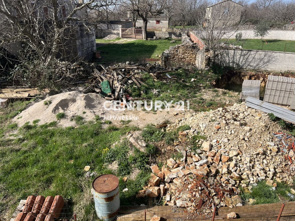 POREČ, VIŠNJAN, RENOVIRANA VRSTNA HIŠA