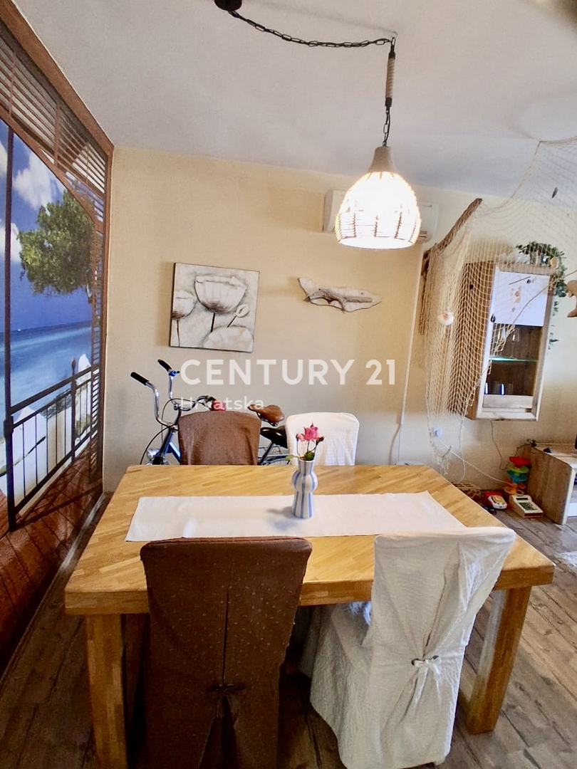 POREČ, ČERVAR PORAT, DVOSOBNO STANOVANJE PRVI VRSTNI RED DO MORJA