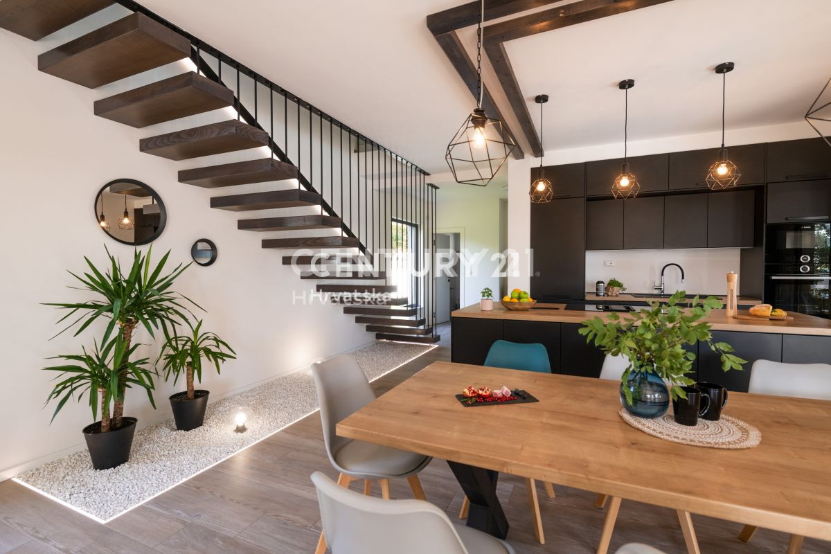 Prodaja, hiša, samostojna, Istarska županija, Svetvinčenat