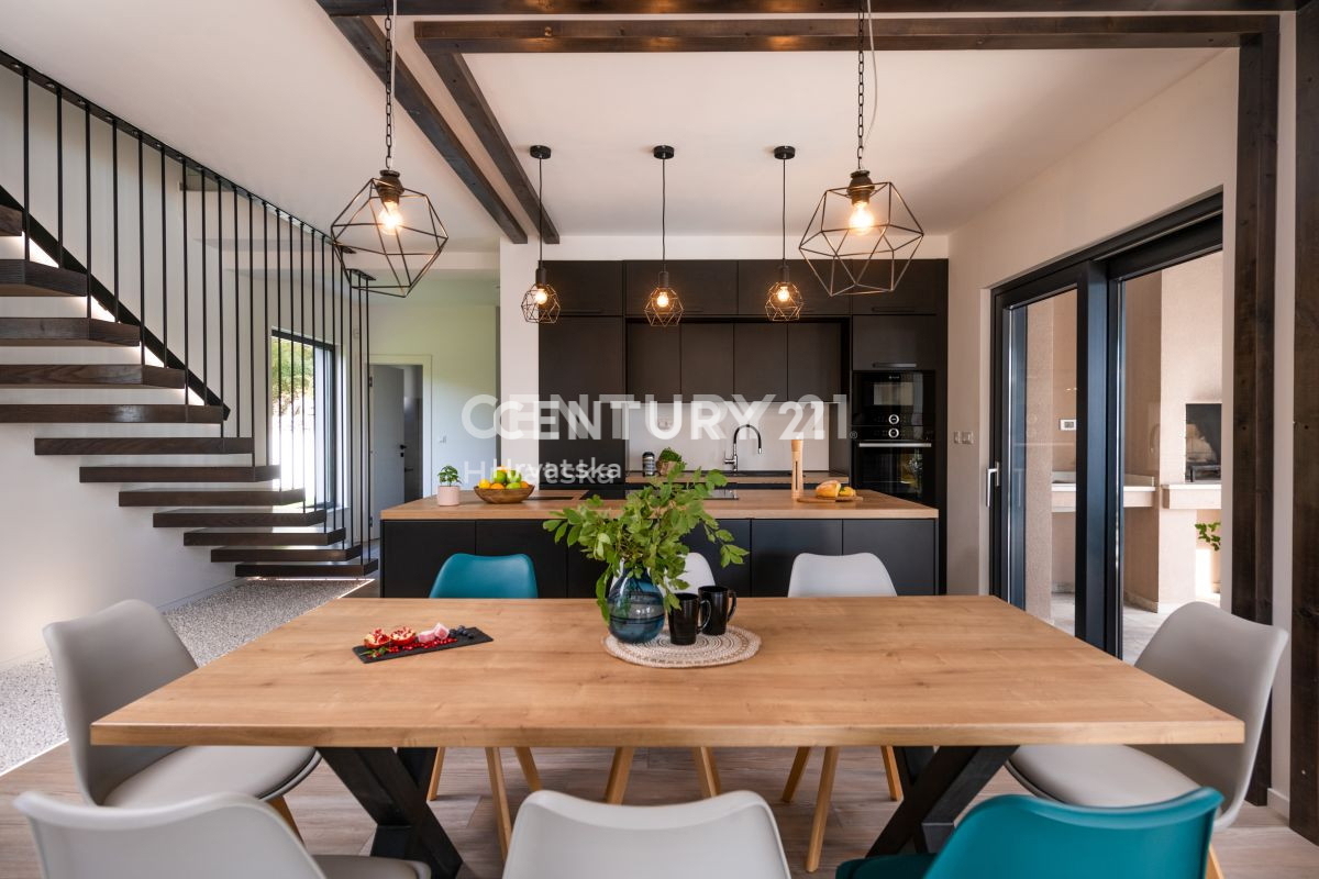 Prodaja, hiša, samostojna, Istarska županija, Svetvinčenat