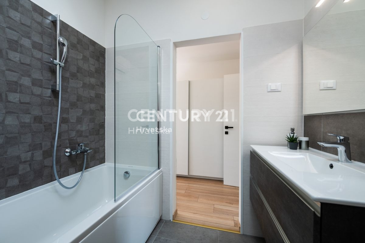 Prodaja, hiša, samostojna, Istarska županija, Svetvinčenat