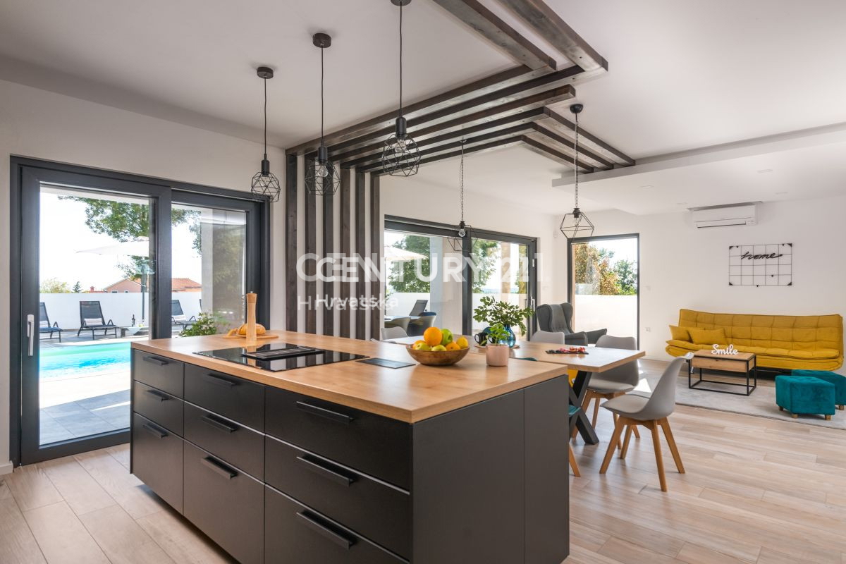 Prodaja, hiša, samostojna, Istarska županija, Svetvinčenat