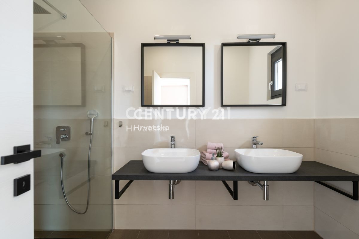 Prodaja, hiša, samostojna, Istarska županija, Svetvinčenat