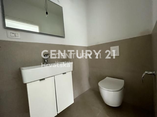 Prodaja, stanovanje, 3,5-prostorsko (3S+DB), Istarska županija, Poreč