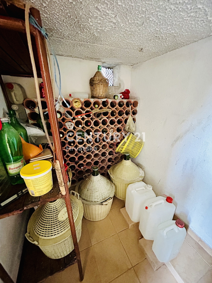 UMAG, OKOLICA, DVOJNA HIŠA SAMO 2 KM OD MORJA