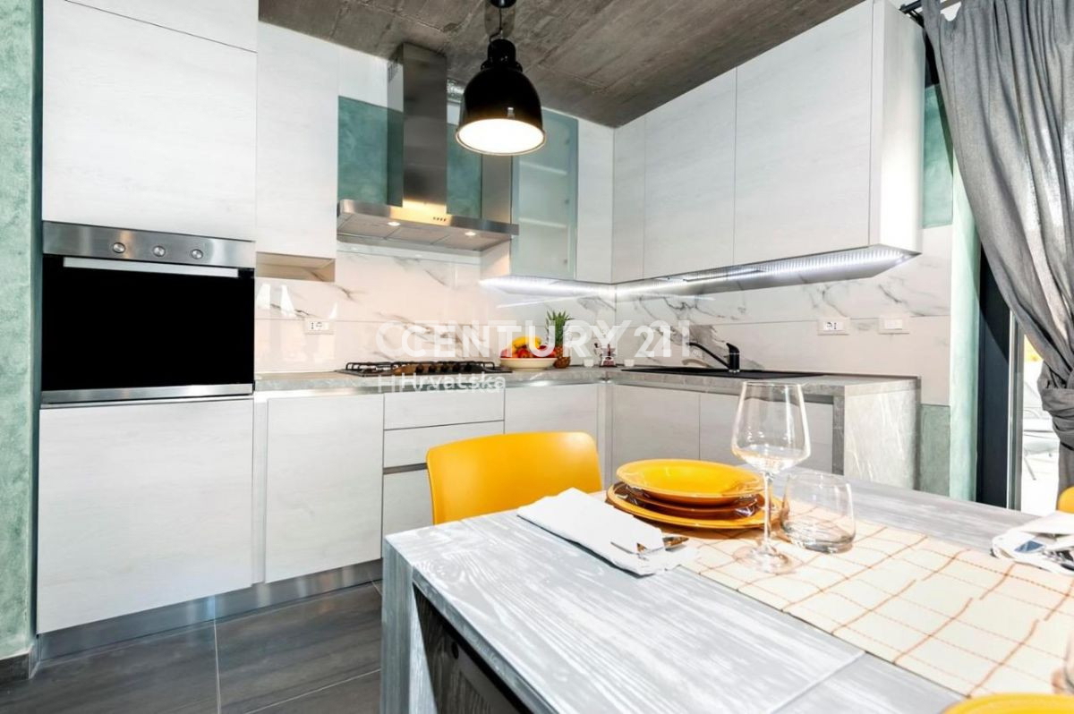 Prodaja, hiša, samostojna, Istarska županija, Kanfanar