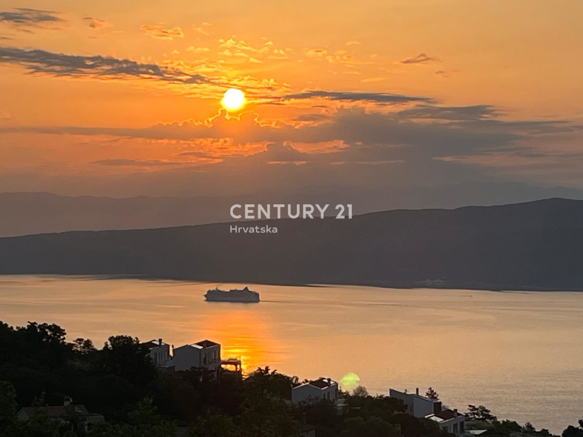 ISTRA, LABIN, HIŠA S ČUDOVITIM POGLEDOM NA MORJE