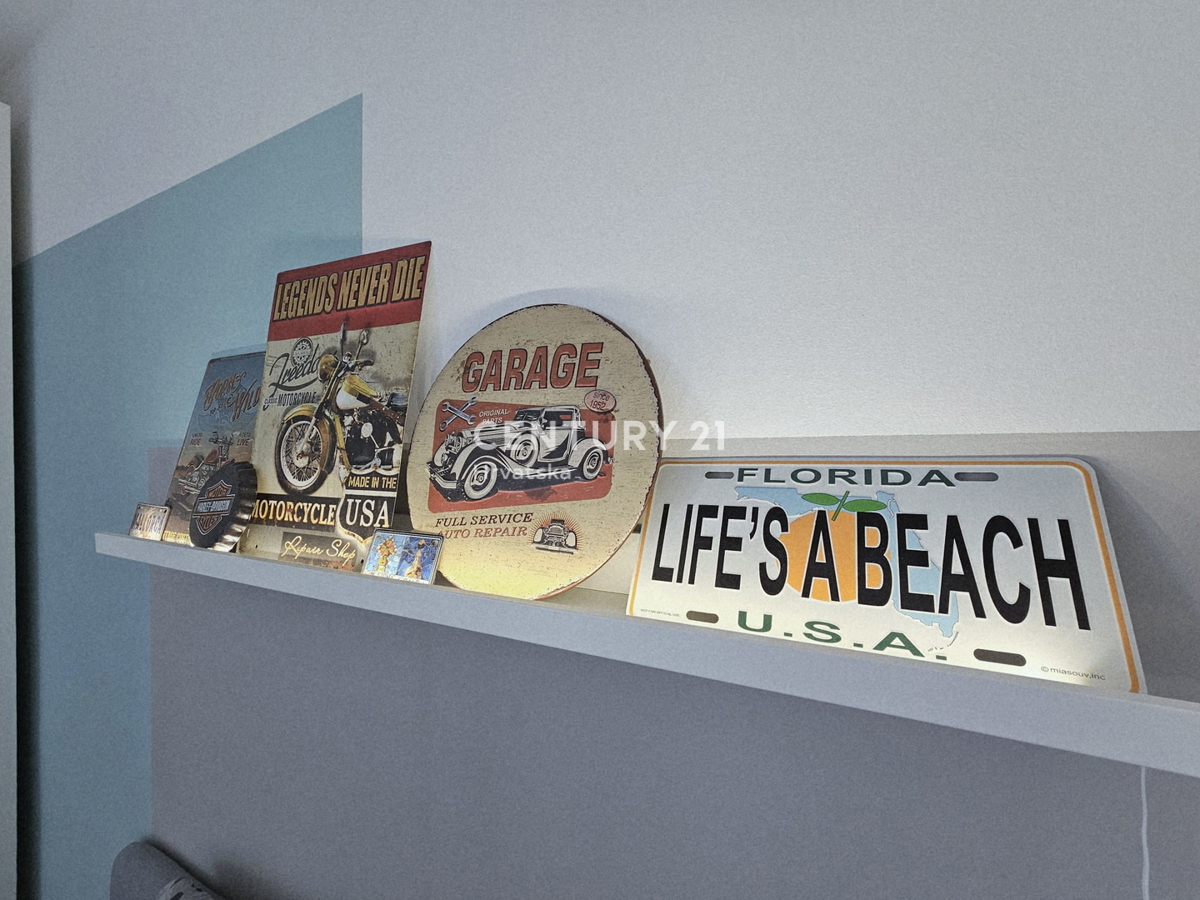 POREČ, TROSOBNO STANOVANJE, 800 M OD MORJA