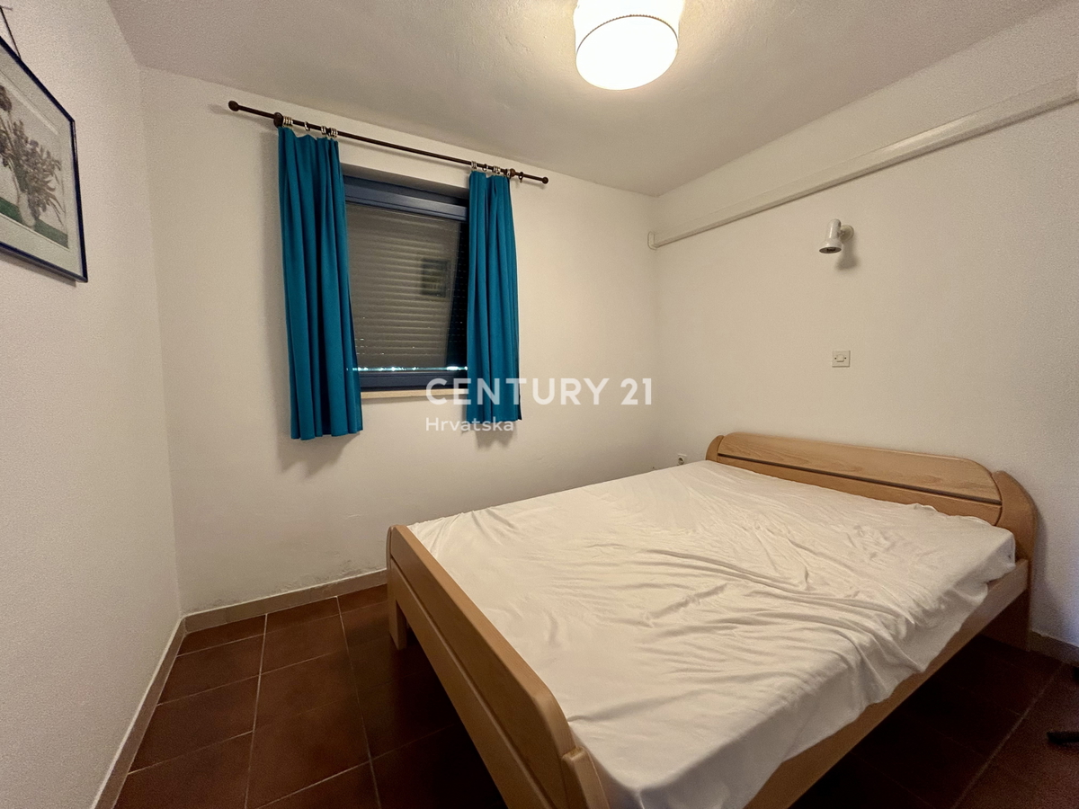 UMAG, OKOLICA, HIŠA SAMO 200 METROV OD PLAŽE IN MORJA