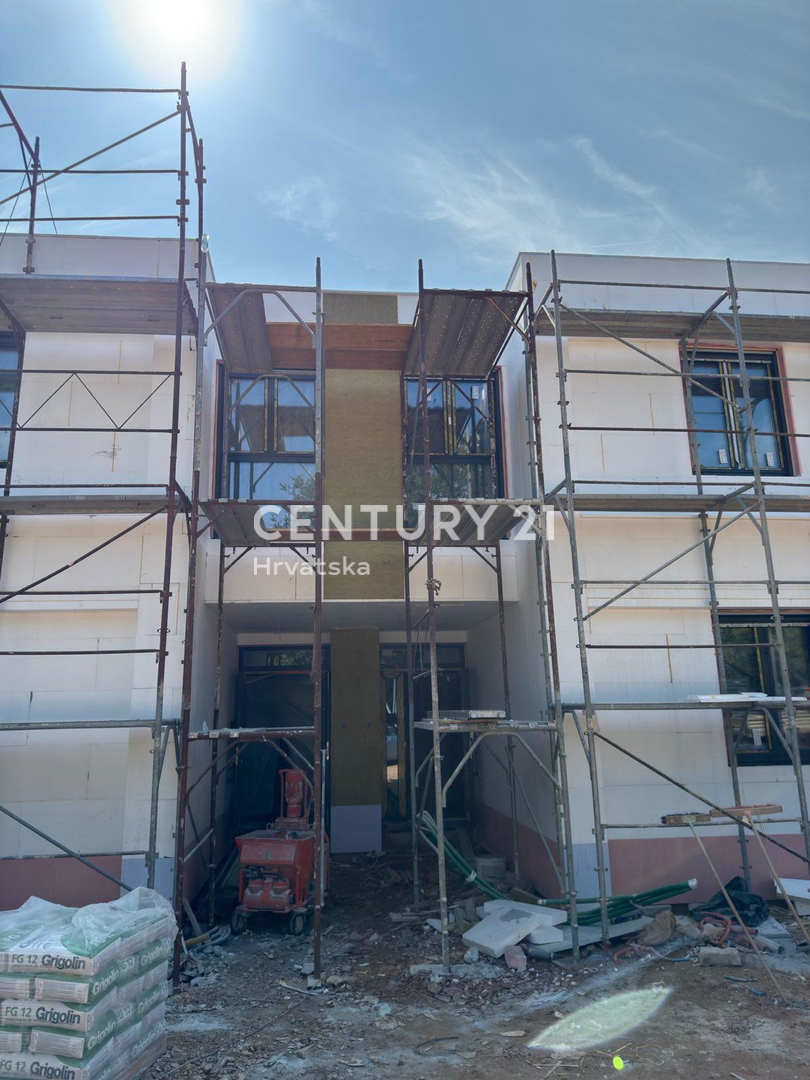 ROVINJSKO SELO, PRODAJA STANOVANJA V NOVOGRADNJI Z VRTOM