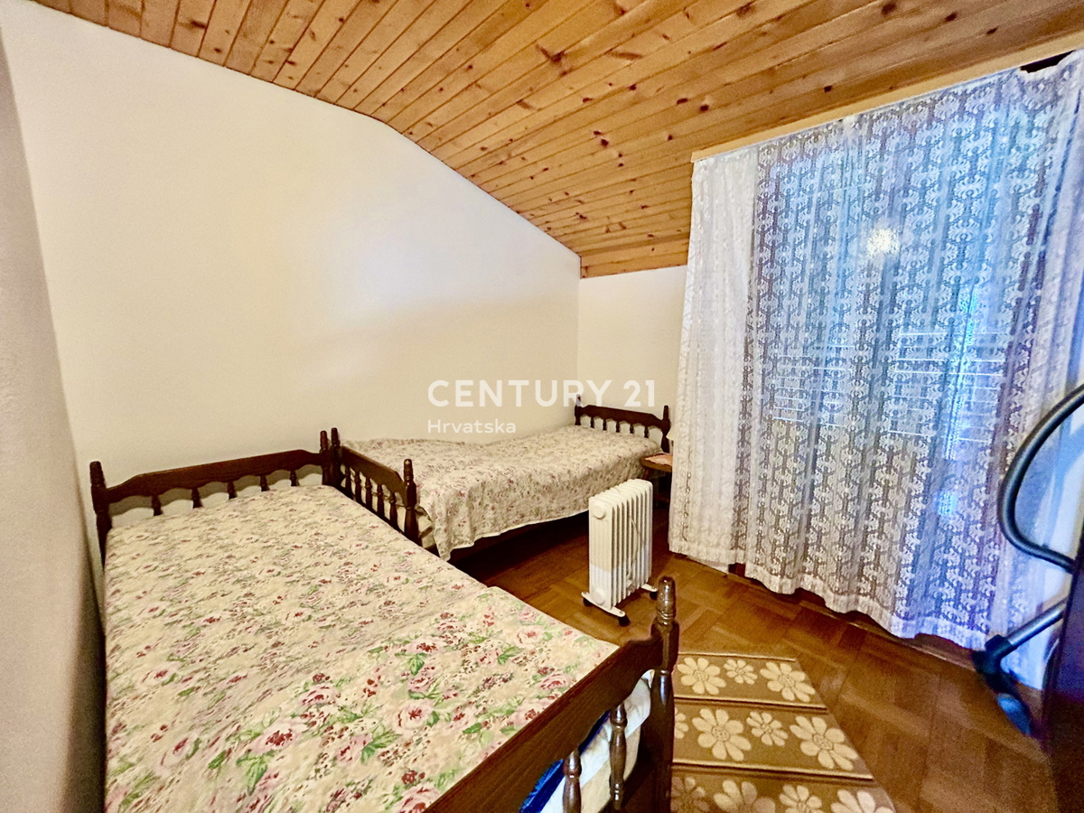 UMAG, OKOLICA, HIŠA SAMO 200 METROV OD PLAŽE