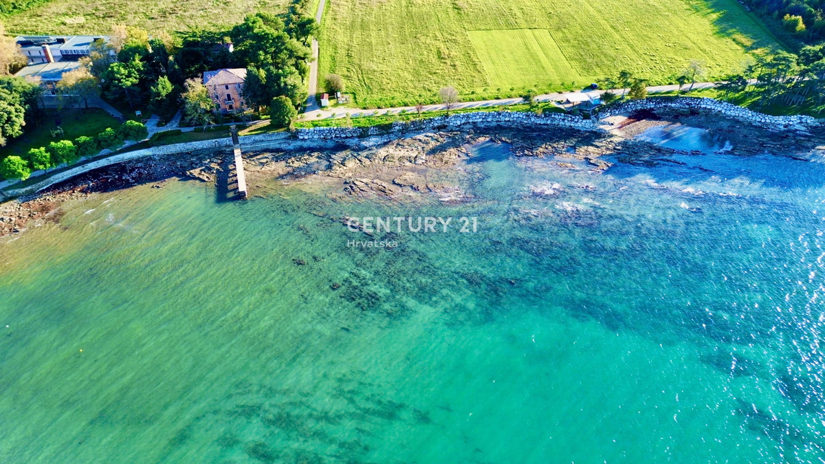 UMAG, OKOLICA, HIŠA SAMO 200 METROV OD PLAŽE