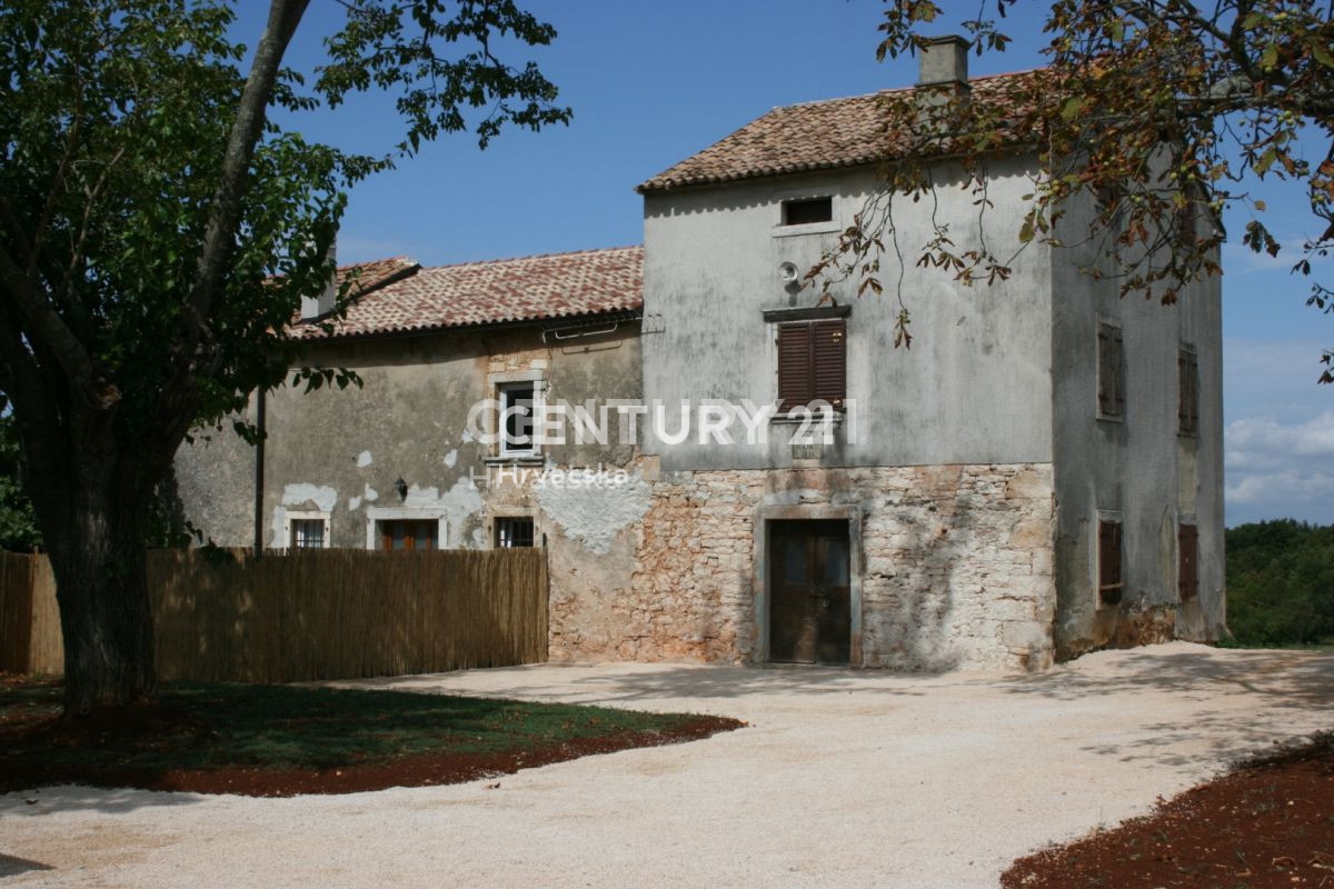 Prodaja, dvojna hiša, Istarska županija, Višnjan, Radoši pri Višnjanu