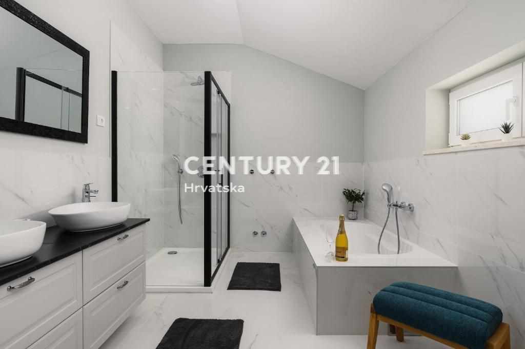 Prodaja, Hiša, Samostojna, Istarska županija, Rovinj